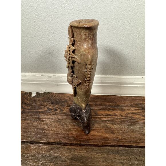 Vintage Carved Soapstone Vase 8” Pedestal Floral Relief Asian Boho MCM Eclectic - Picture 5 of 13